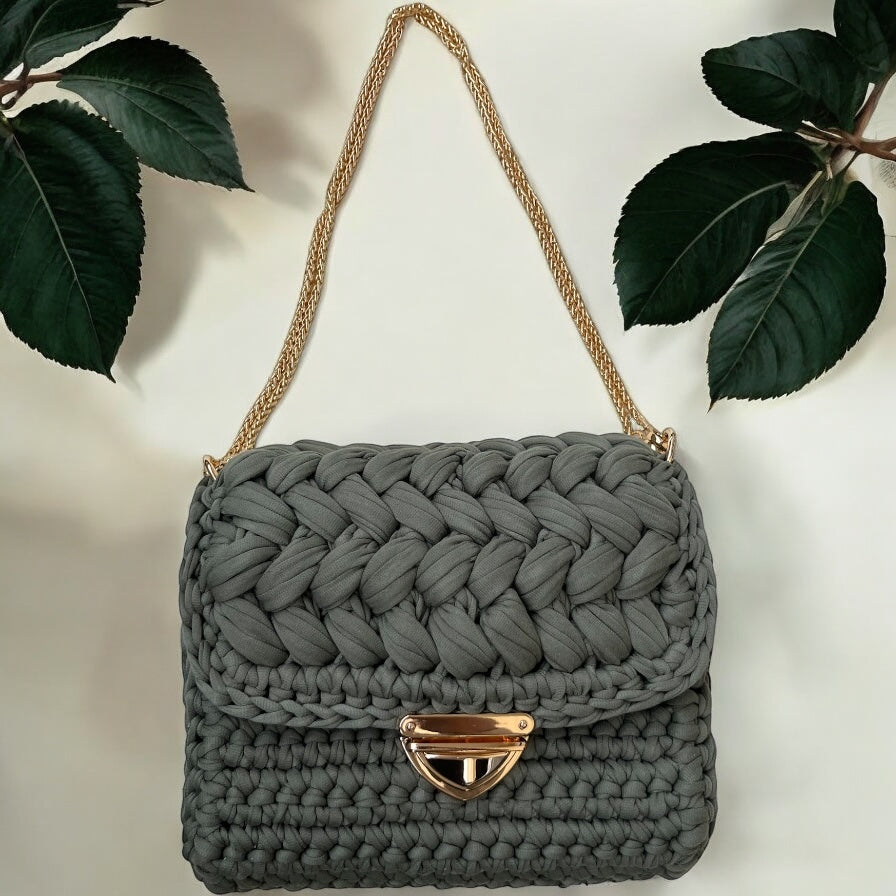 Chic Handle Bag Olive